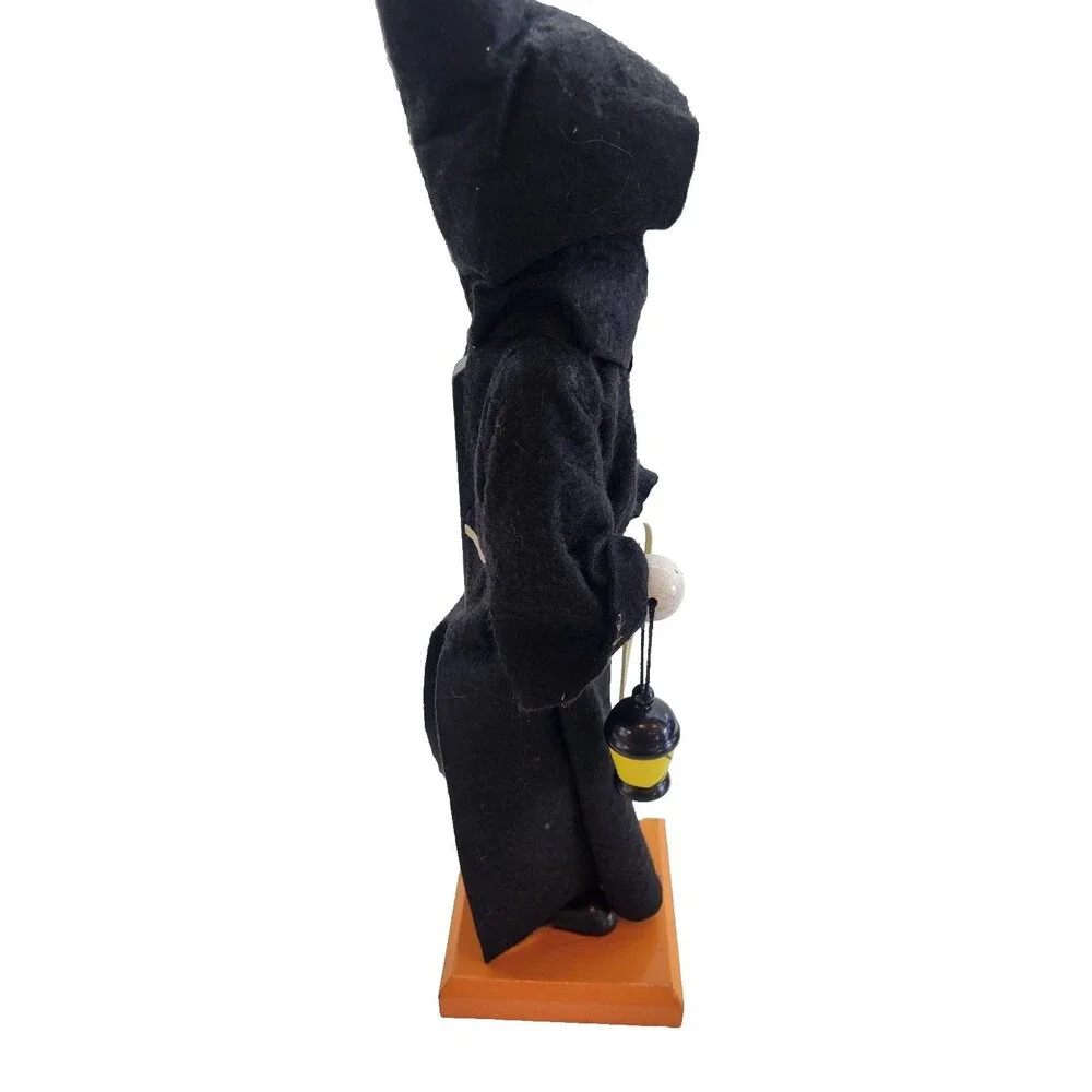 Target 2011 Limited Edition Skeleton Grim Reaper Halloween Nutcracker 14in
